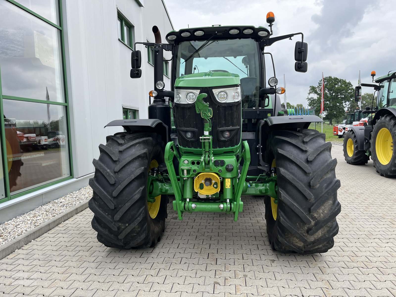 Traktor tip John Deere 6215R, Gebrauchtmaschine in Tettenweis / Karpfham (Poză 4)