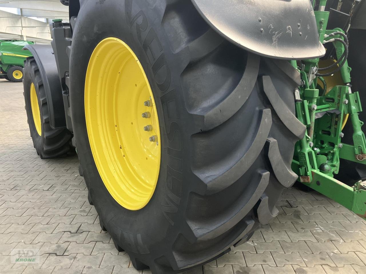 Traktor van het type John Deere 6215R, Gebrauchtmaschine in Spelle (Foto 9)