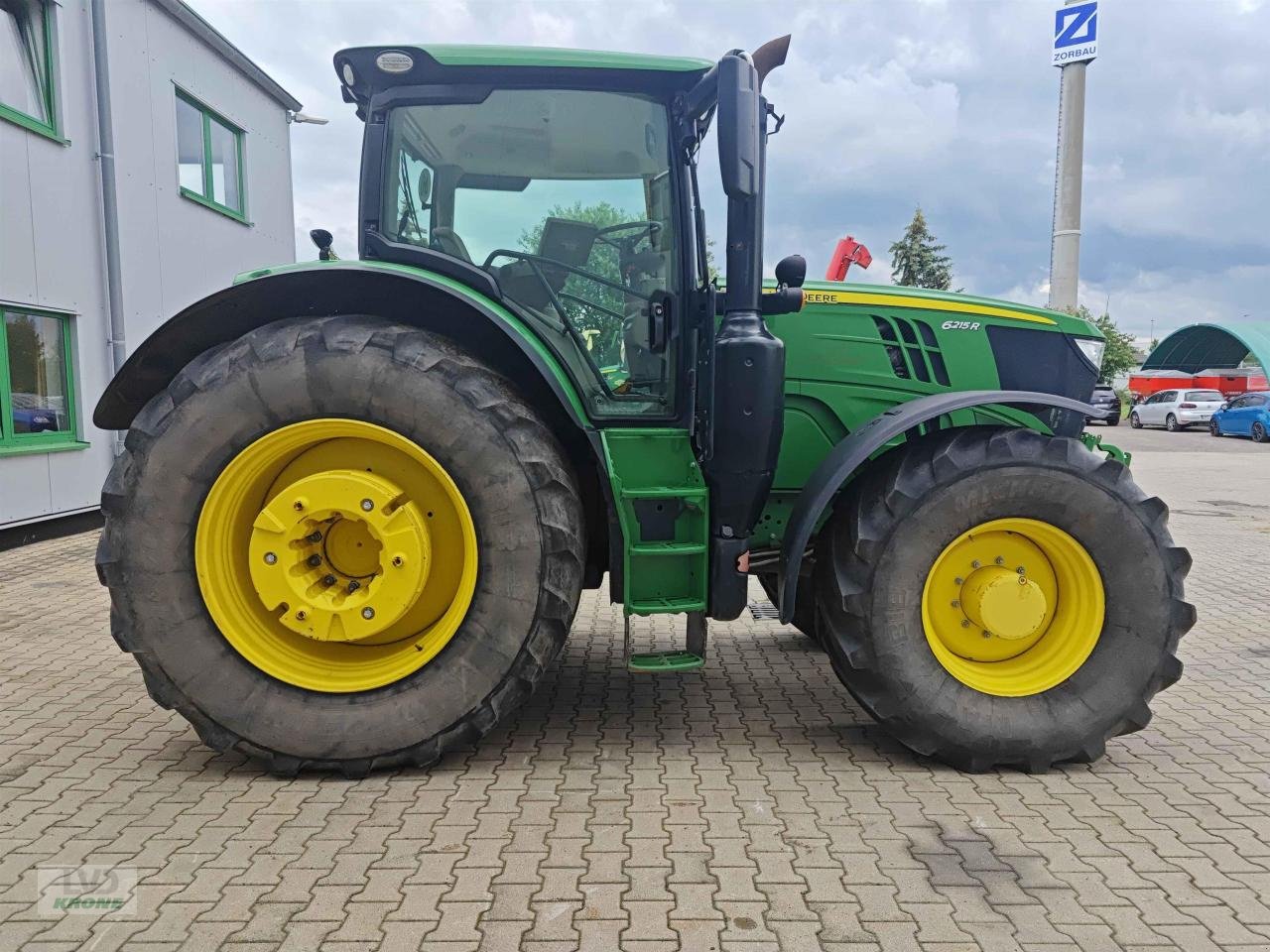 Traktor Türe ait John Deere 6215R, Gebrauchtmaschine içinde Zorbau (resim 2)