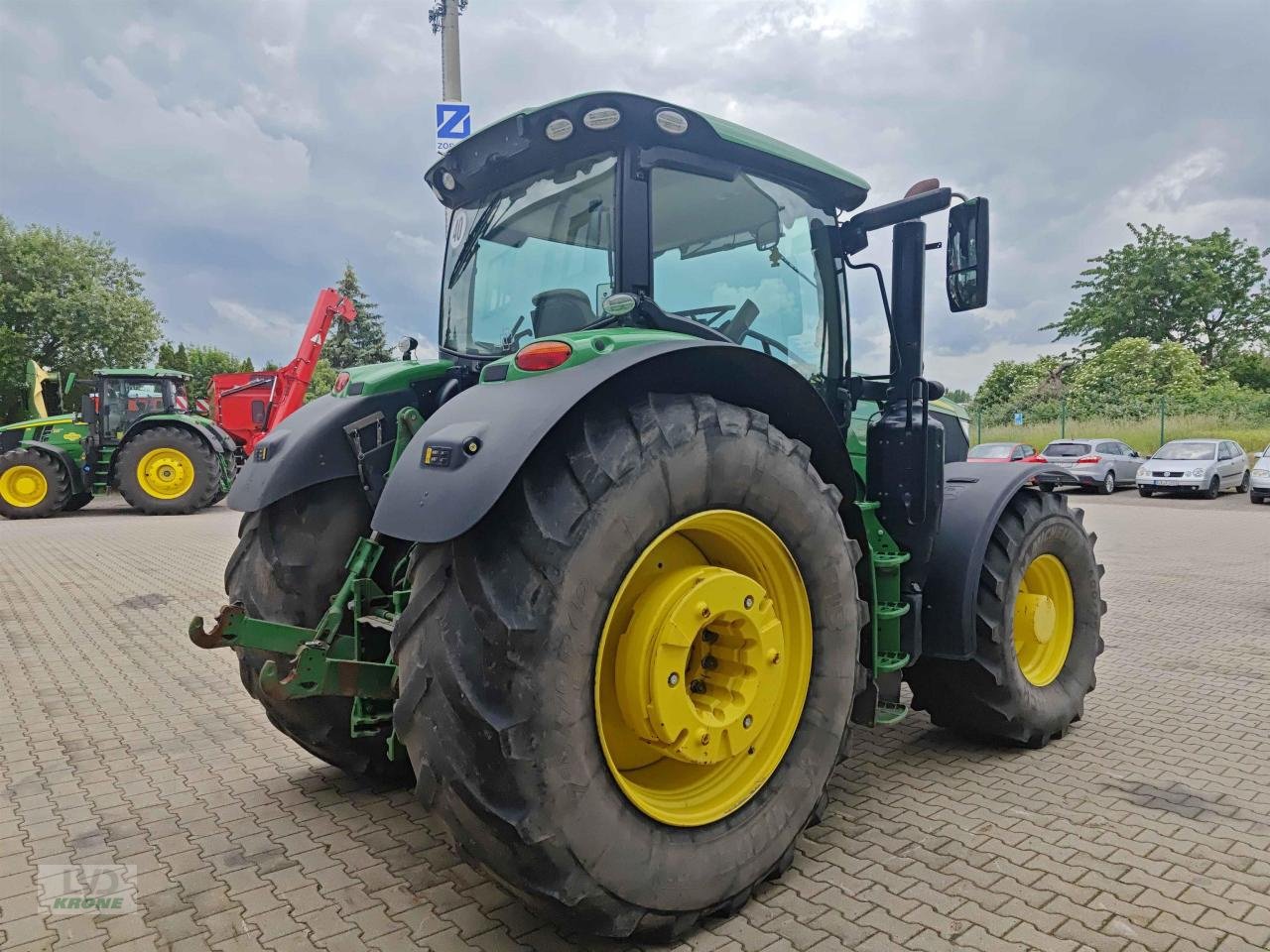 Traktor Türe ait John Deere 6215R, Gebrauchtmaschine içinde Zorbau (resim 3)