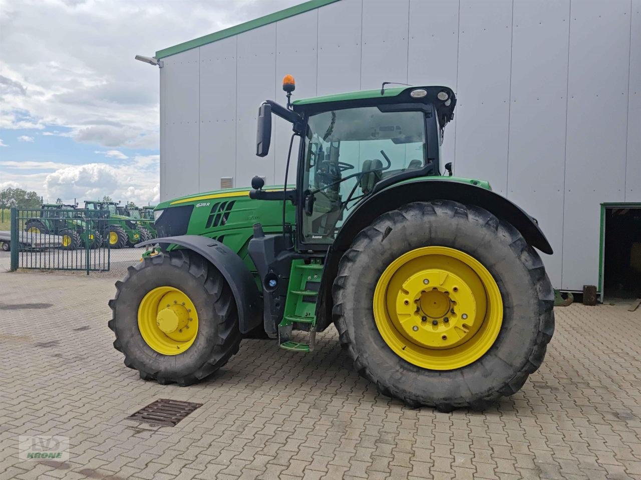 Traktor typu John Deere 6215R, Gebrauchtmaschine w Zorbau (Zdjęcie 8)