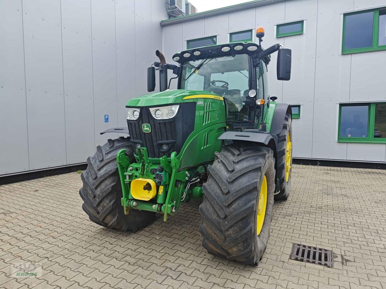 Traktor типа John Deere 6215R, Gebrauchtmaschine в Zorbau (Фотография 10)