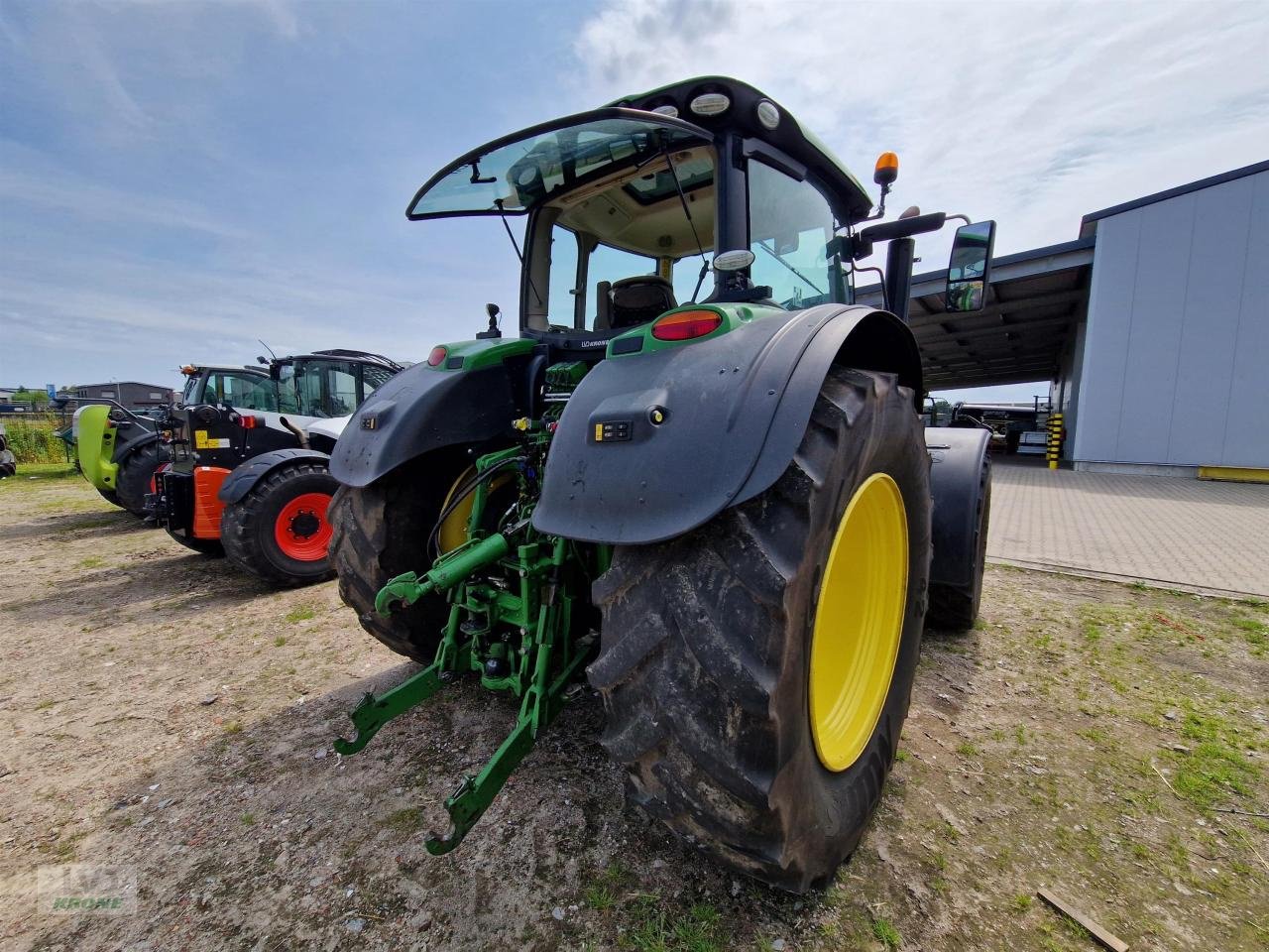 Traktor des Typs John Deere 6215R, Gebrauchtmaschine in Spelle (Bild 3)