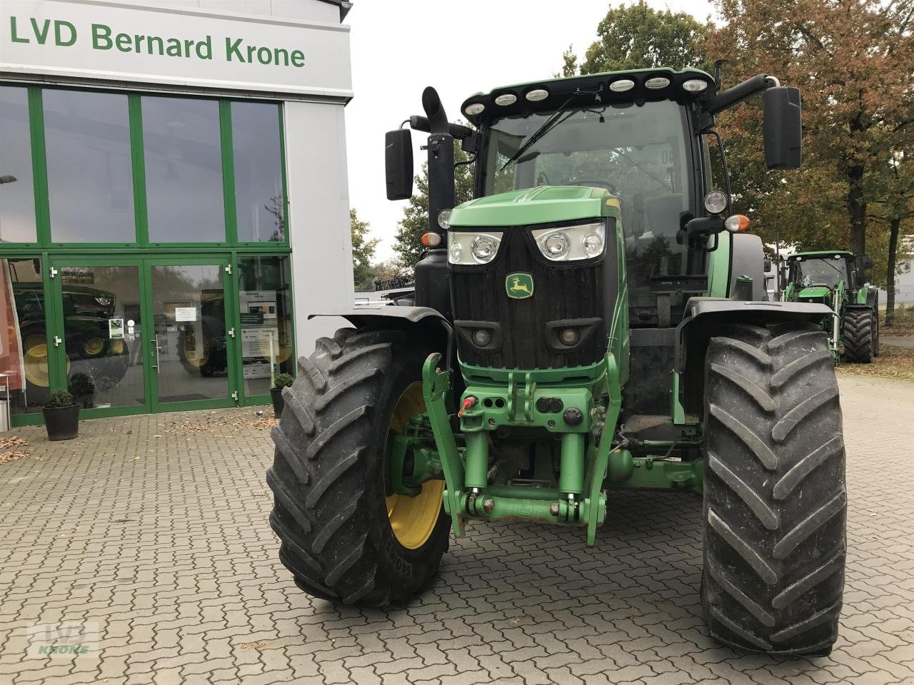 Traktor от тип John Deere 6215R, Gebrauchtmaschine в Alt-Mölln (Снимка 3)