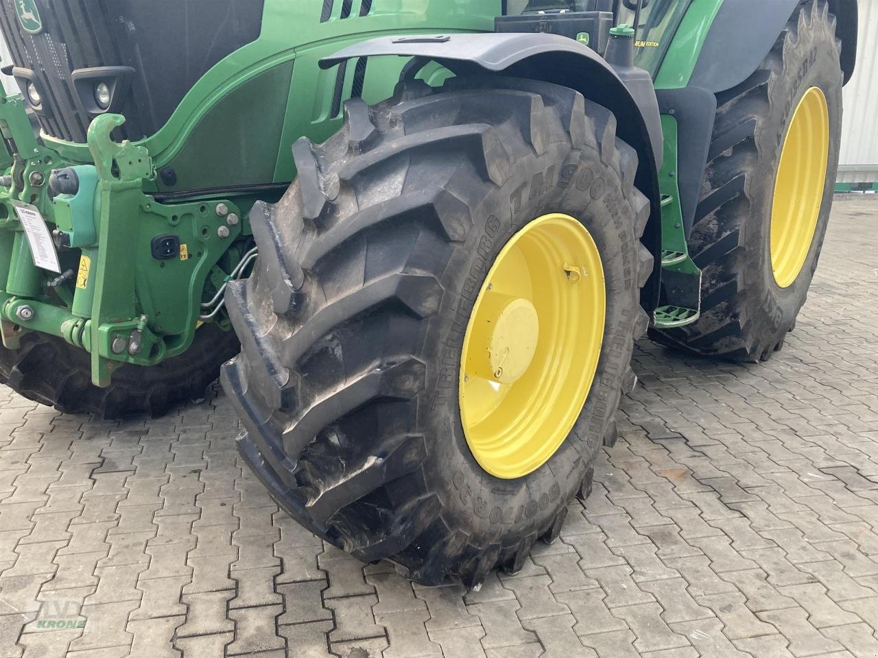 Traktor des Typs John Deere 6215R, Gebrauchtmaschine in Spelle (Bild 2)