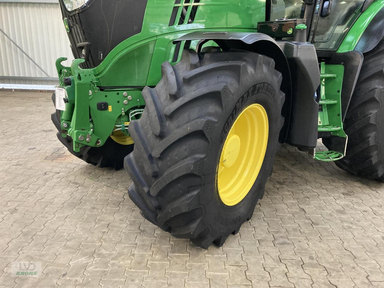 Traktor des Typs John Deere 6215R, Gebrauchtmaschine in Spelle (Bild 2)