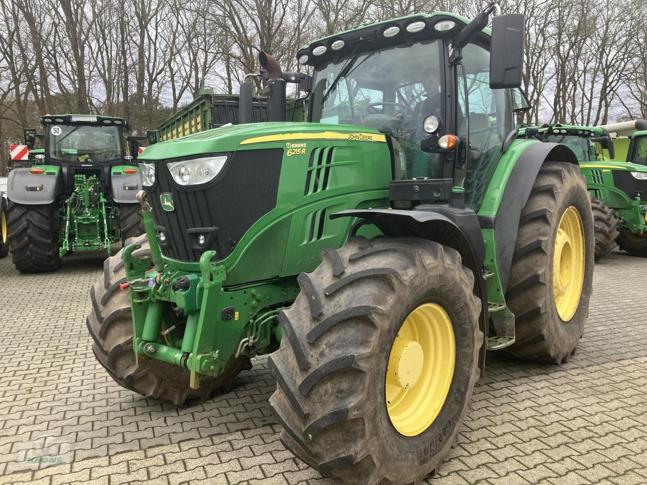 Traktor от тип John Deere 6215R, Gebrauchtmaschine в Spelle (Снимка 2)