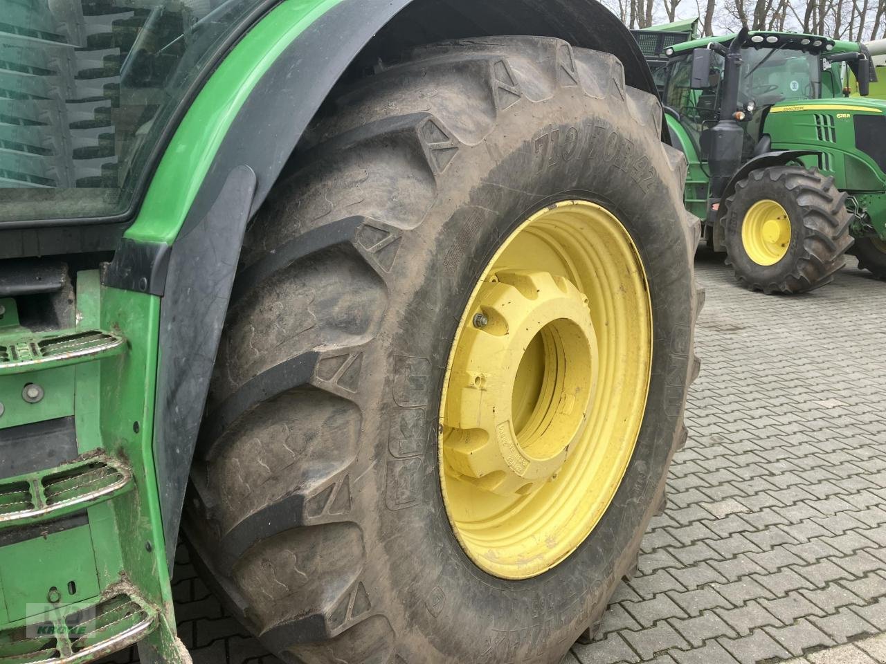 Traktor от тип John Deere 6215R, Gebrauchtmaschine в Spelle (Снимка 7)