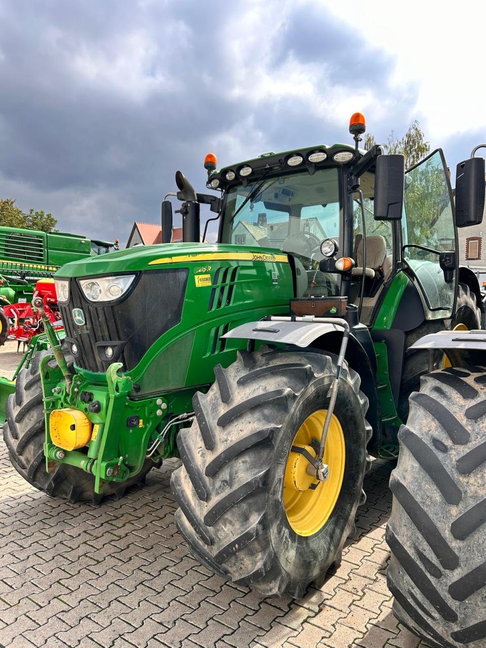 Traktor des Typs John Deere 6215R, Gebrauchtmaschine in Zweibrücken (Bild 3)