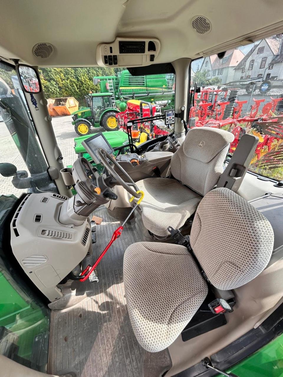 Traktor Türe ait John Deere 6215R, Gebrauchtmaschine içinde Zweibrücken (resim 9)