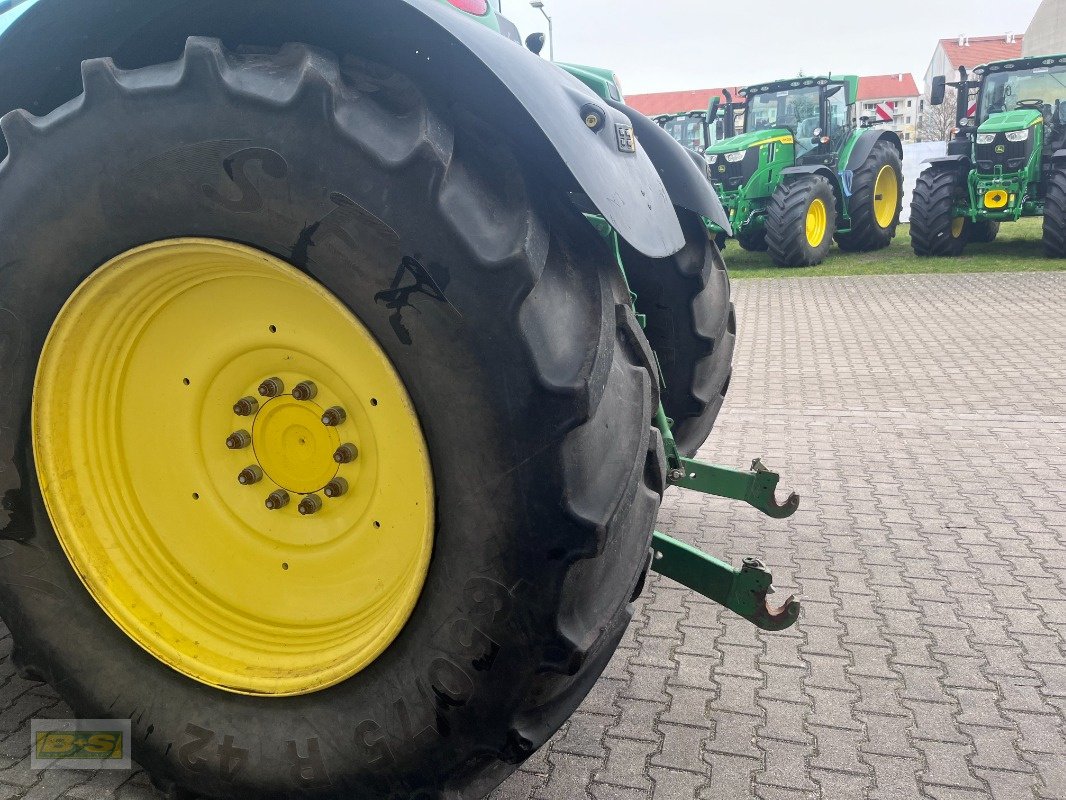 Traktor van het type John Deere 6215R, Gebrauchtmaschine in Grabow (Foto 10)