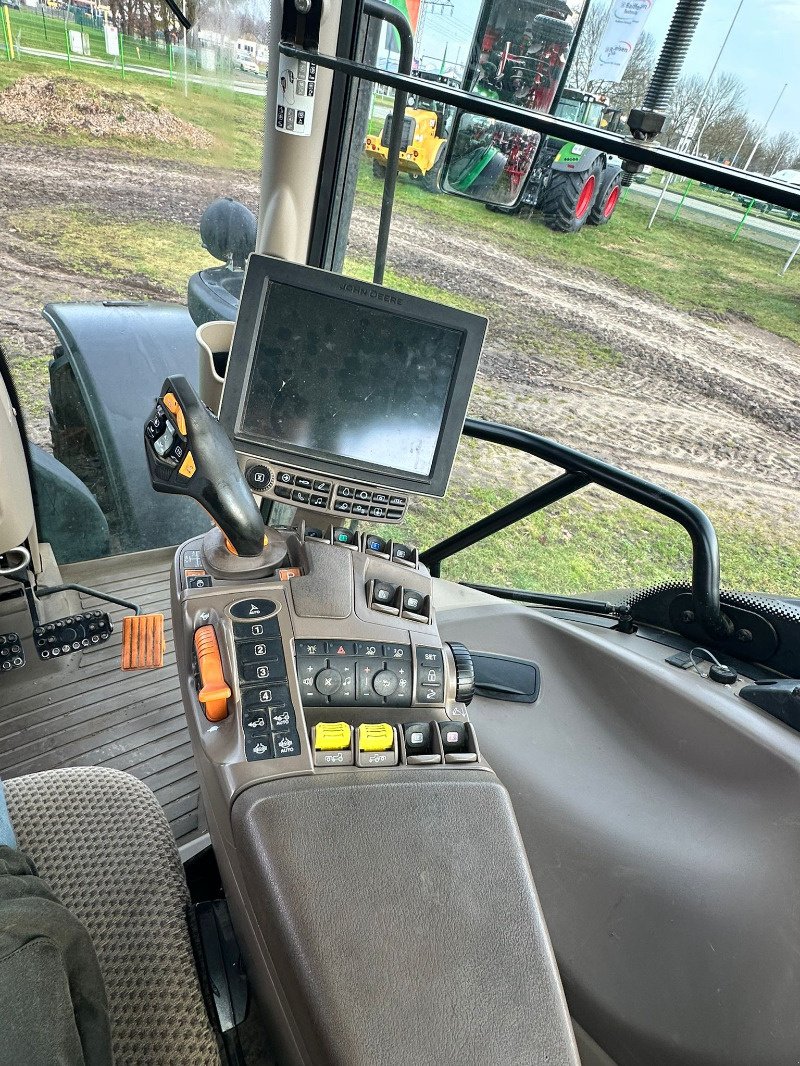 Traktor typu John Deere 6215R, Gebrauchtmaschine w Bützow (Zdjęcie 7)