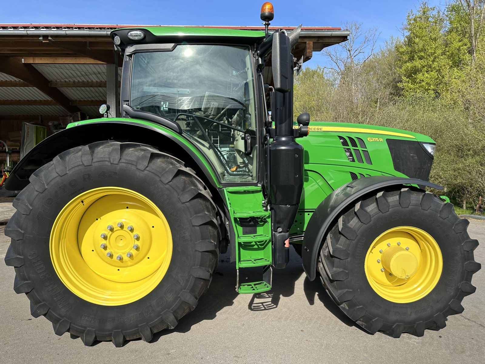 Traktor типа John Deere 6215R, Gebrauchtmaschine в Feldkirchen - Westerham (Фотография 7)