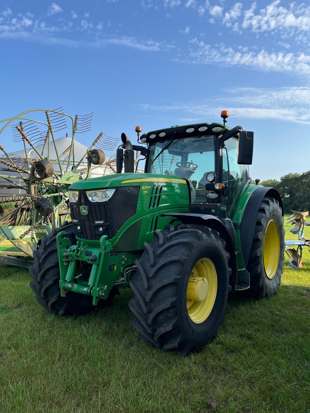 Traktor типа John Deere 6215R, Gebrauchtmaschine в Südlohn (Фотография 2)