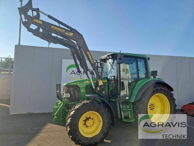 Traktor типа John Deere 6220 A, Gebrauchtmaschine в Melle-Wellingholzhausen (Фотография 1)