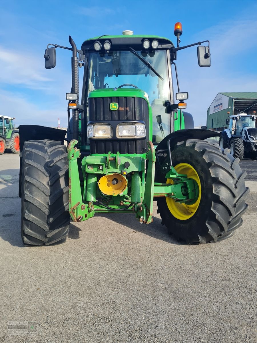 Traktor of the type John Deere 6220 Premium, Gebrauchtmaschine in Gerasdorf (Picture 2)