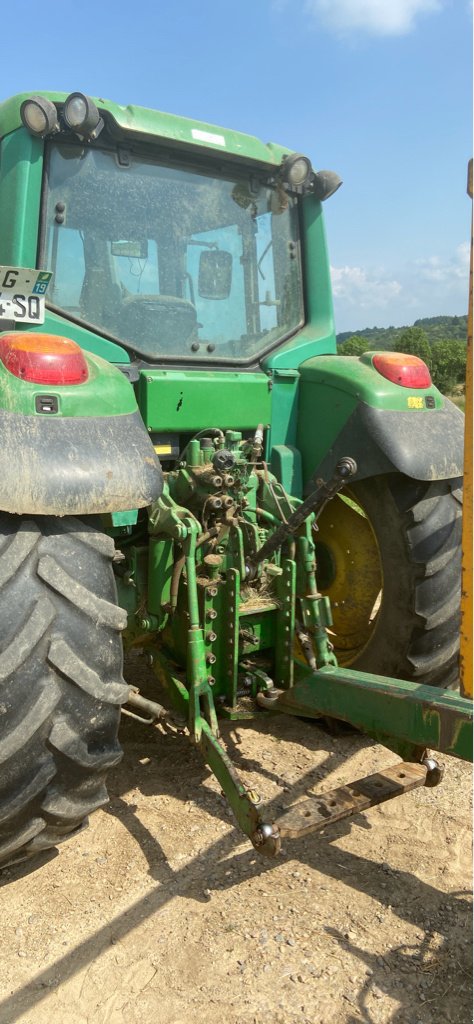 Traktor tip John Deere 6220 PREMIUM, Gebrauchtmaschine in UZERCHE (Poză 8)