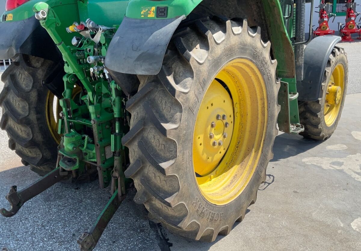 Traktor of the type John Deere 6220 Premium, Gebrauchtmaschine in Zwettl (Picture 17)