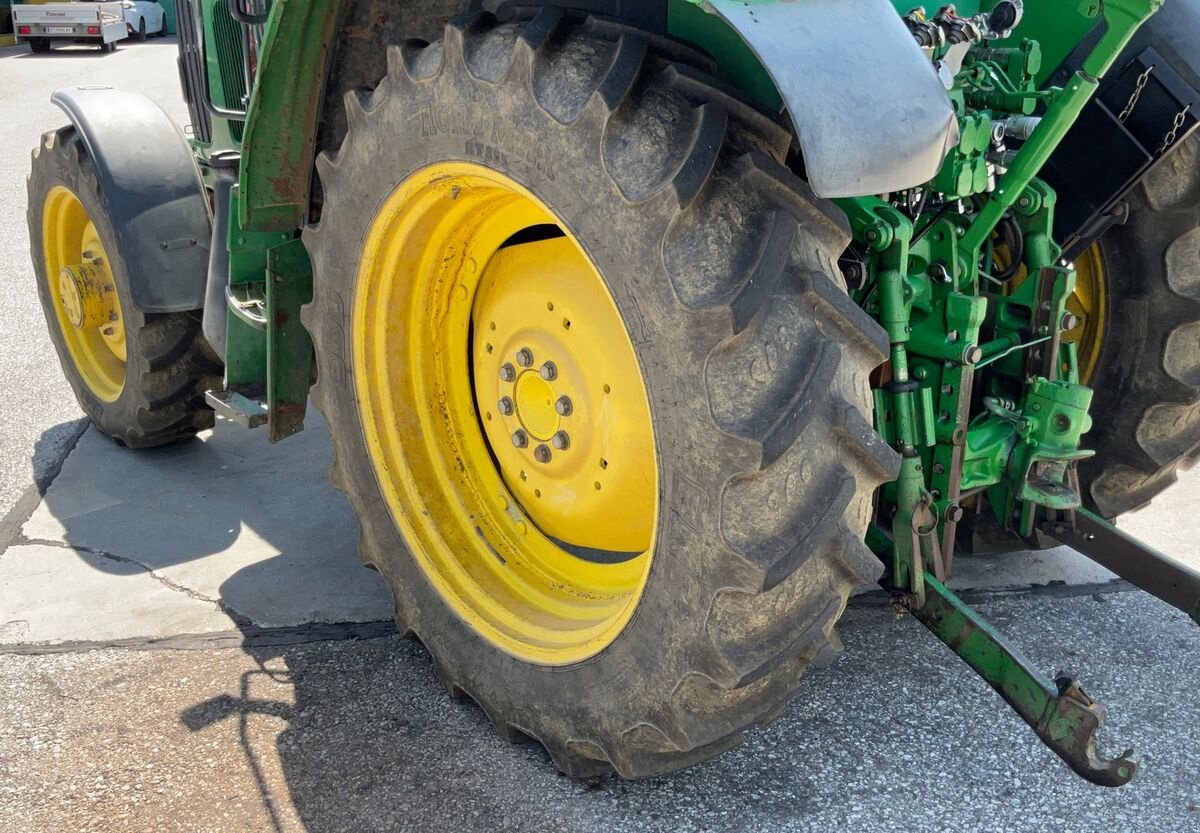 Traktor des Typs John Deere 6220 Premium, Gebrauchtmaschine in Zwettl (Bild 18)