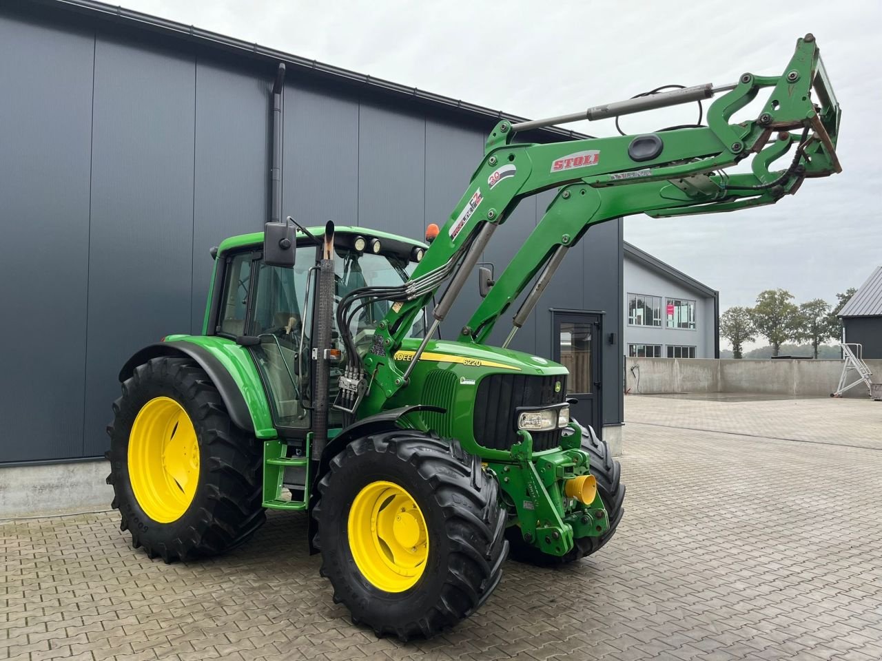 Traktor typu John Deere 6220, Gebrauchtmaschine w Daarle (Zdjęcie 4)