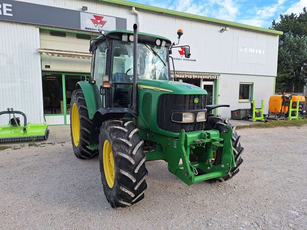 Traktor typu John Deere 6220SE, Gebrauchtmaschine w NOVES (Zdjęcie 2)