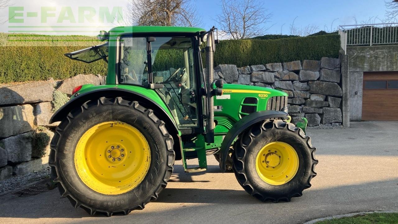 Traktor от тип John Deere 6230 Premium, Gebrauchtmaschine в REDLHAM (Снимка 5)