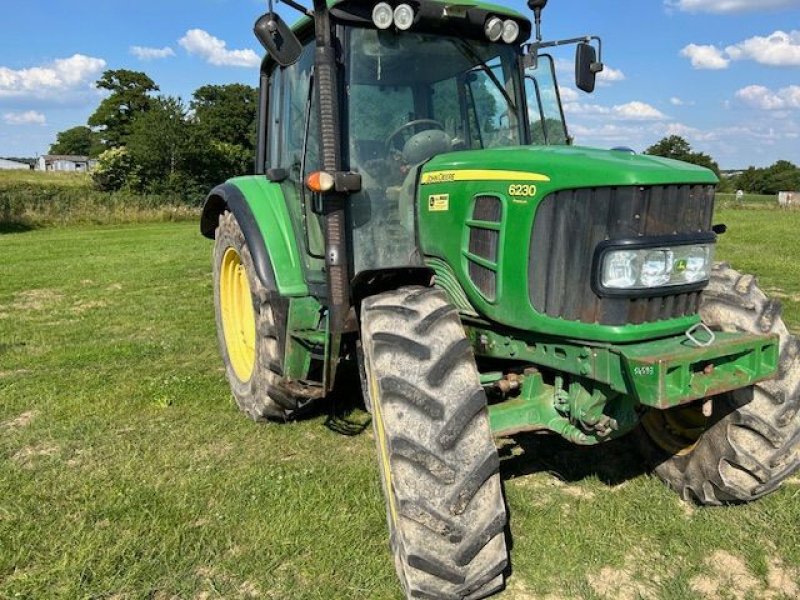 Traktor of the type John Deere 6230 PREMIUM, Gebrauchtmaschine in HABSHEIM (Picture 2)