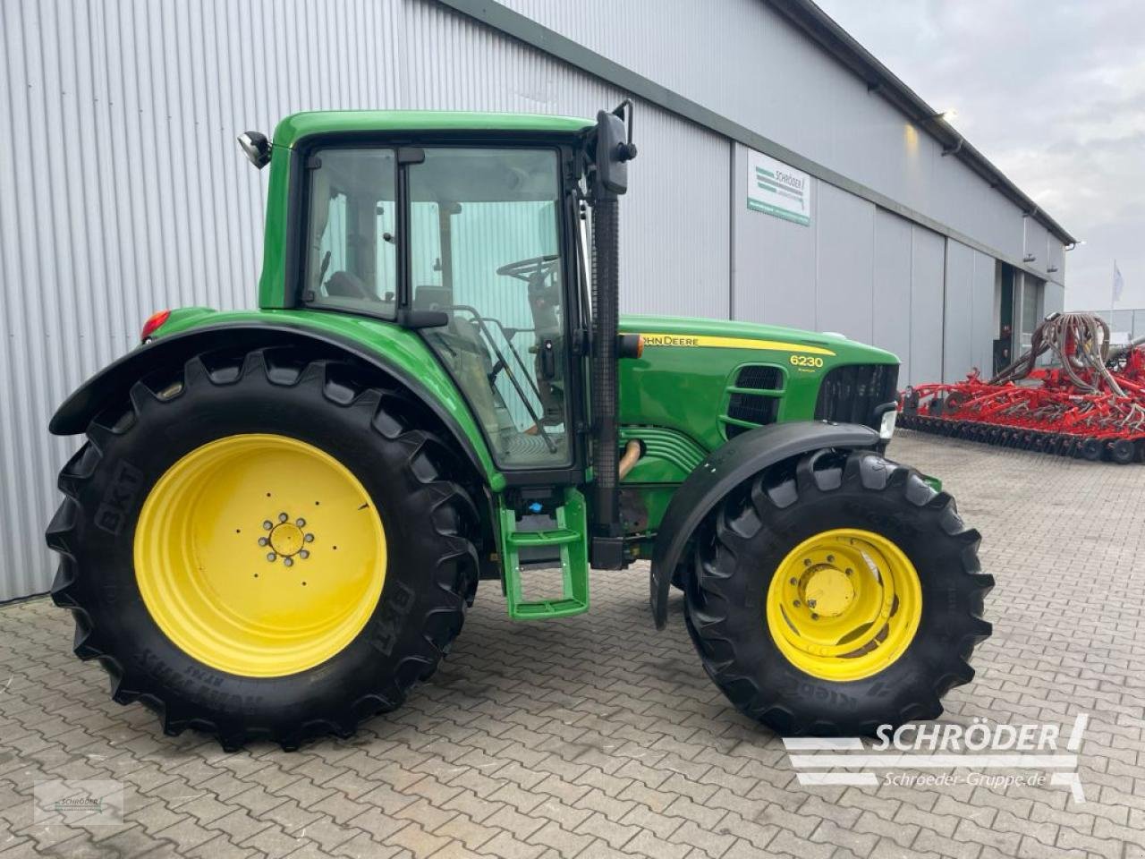 Traktor van het type John Deere 6230 PREMIUM, Gebrauchtmaschine in Wildeshausen (Foto 2)