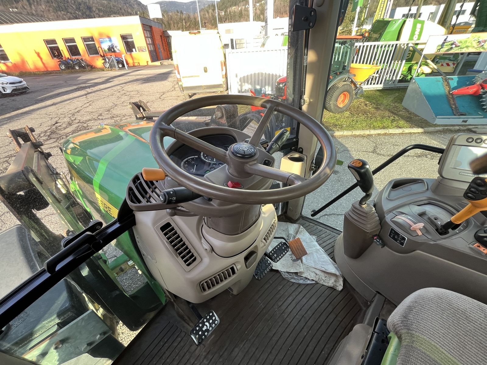 Traktor of the type John Deere 6230 Premium, Gebrauchtmaschine in Villach (Picture 9)