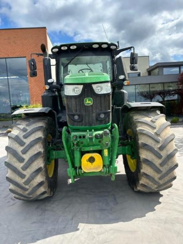 Traktor van het type John Deere 6230 R Front PTO, Gebrauchtmaschine in Sorée (Foto 11)