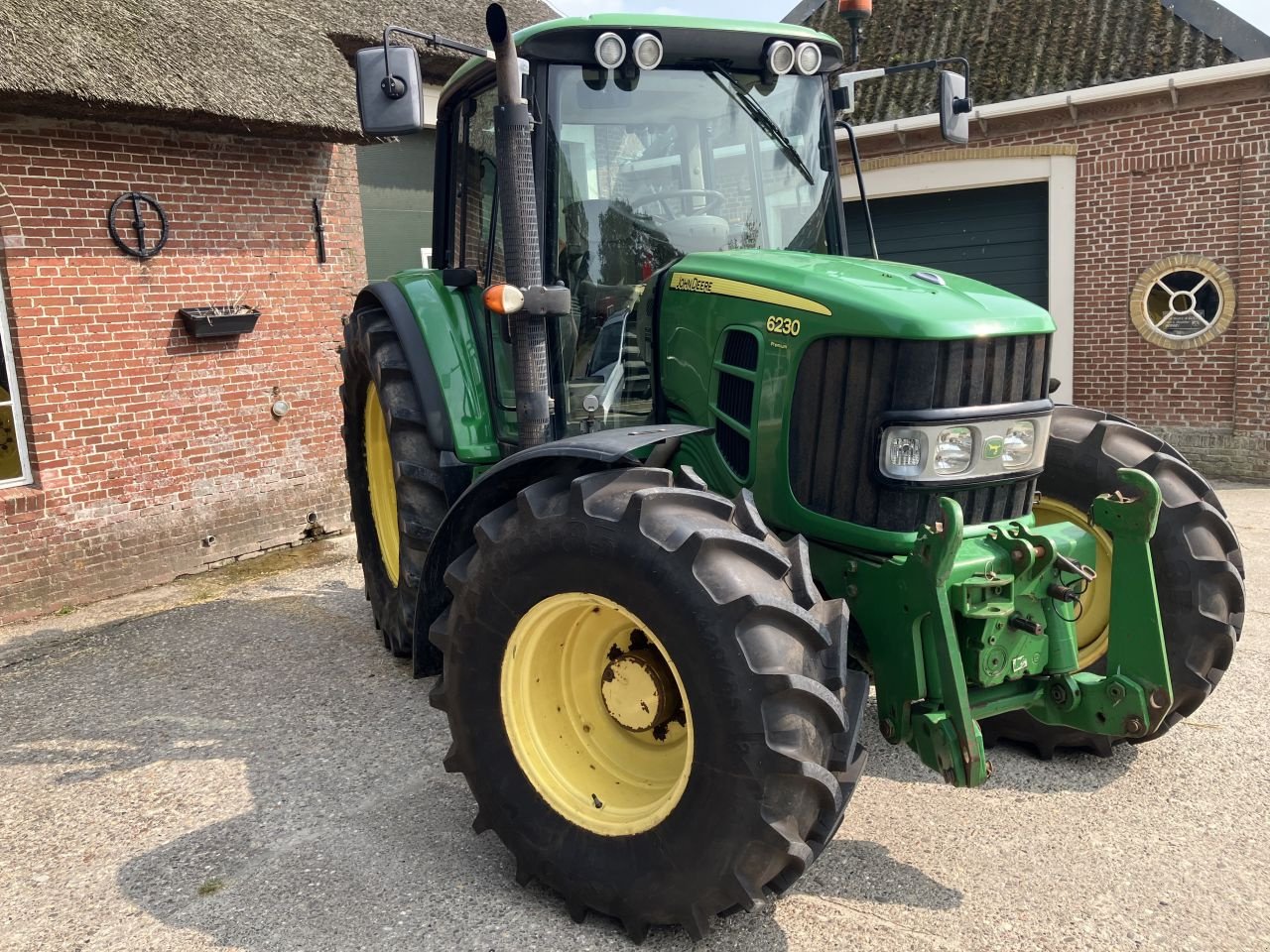 Traktor des Typs John Deere 6230, Gebrauchtmaschine in St. - Jacobiparochie (Bild 3)