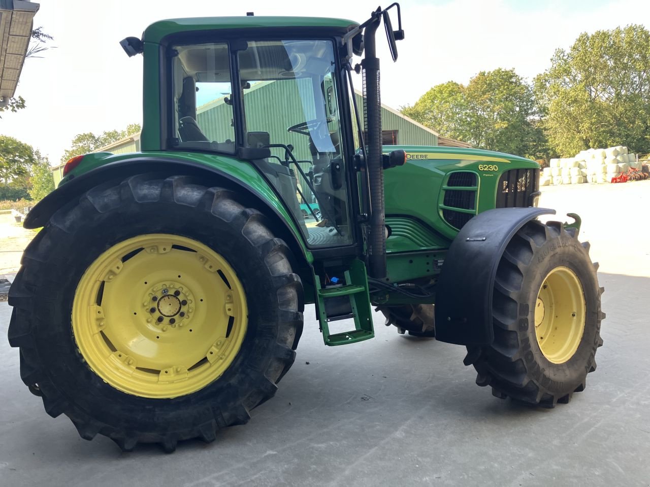 Traktor tip John Deere 6230, Gebrauchtmaschine in St. - Jacobiparochie (Poză 4)