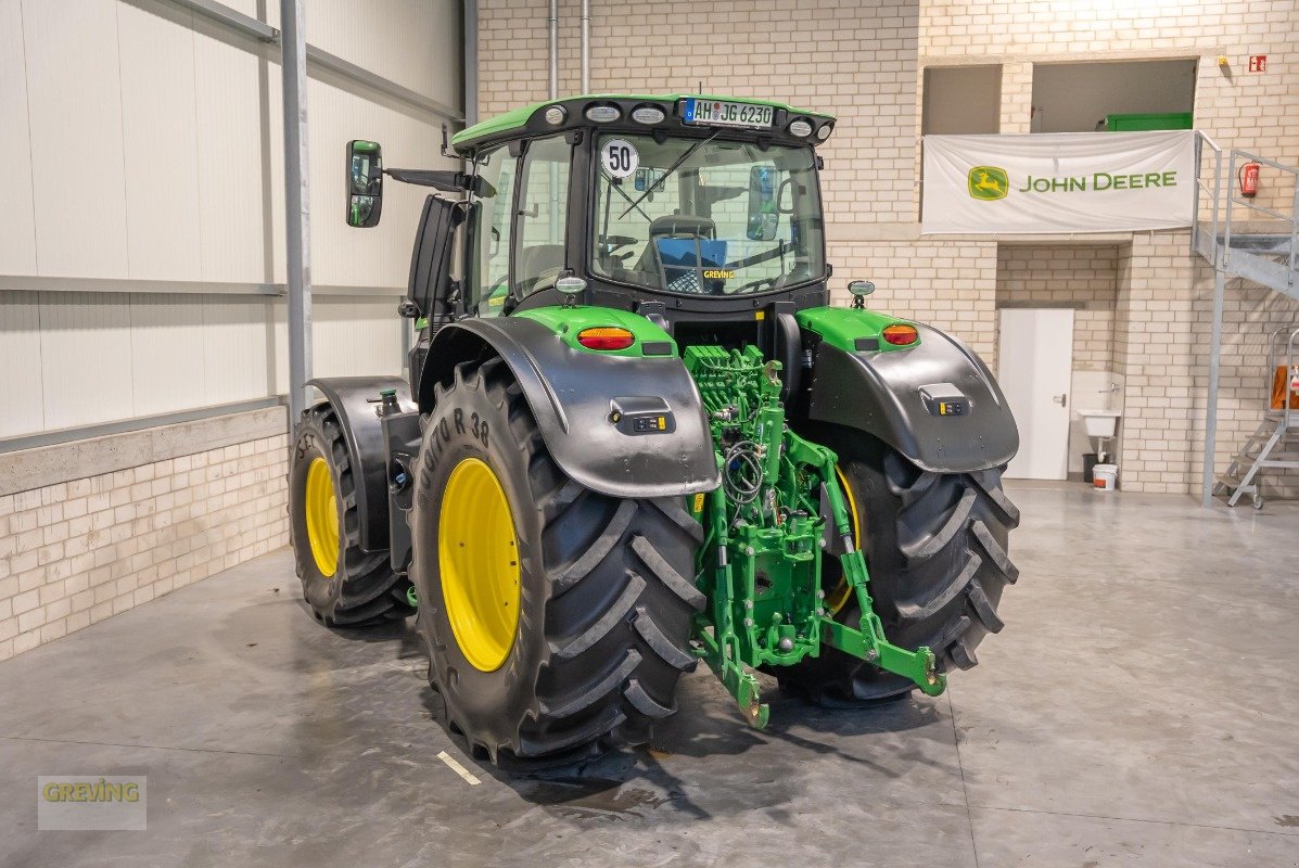 Traktor des Typs John Deere 6230R, Gebrauchtmaschine in Ahaus (Bild 8)