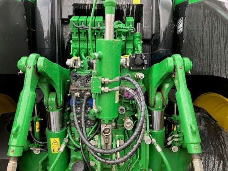 Traktor типа John Deere 6250 R AP, Gebrauchtmaschine в POUSSAY (Фотография 6)