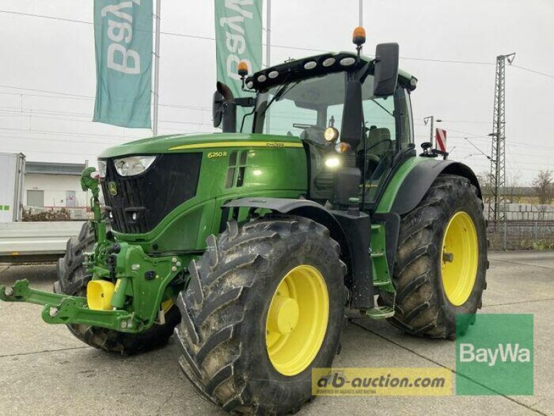 Traktor des Typs John Deere 6250 R Ultimate Edition, Gebrauchtmaschine in Obertraubling (Bild 1)