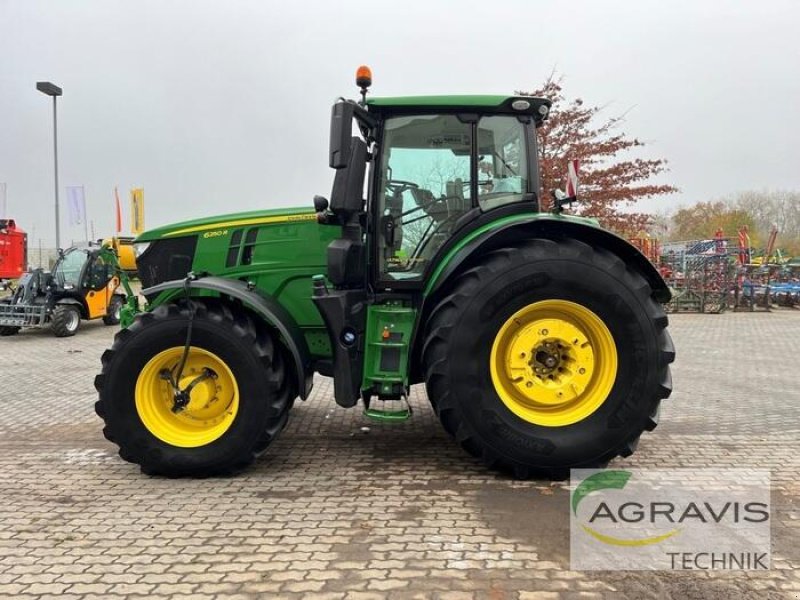 Traktor tip John Deere 6250 R, Gebrauchtmaschine in Calbe / Saale (Poză 2)