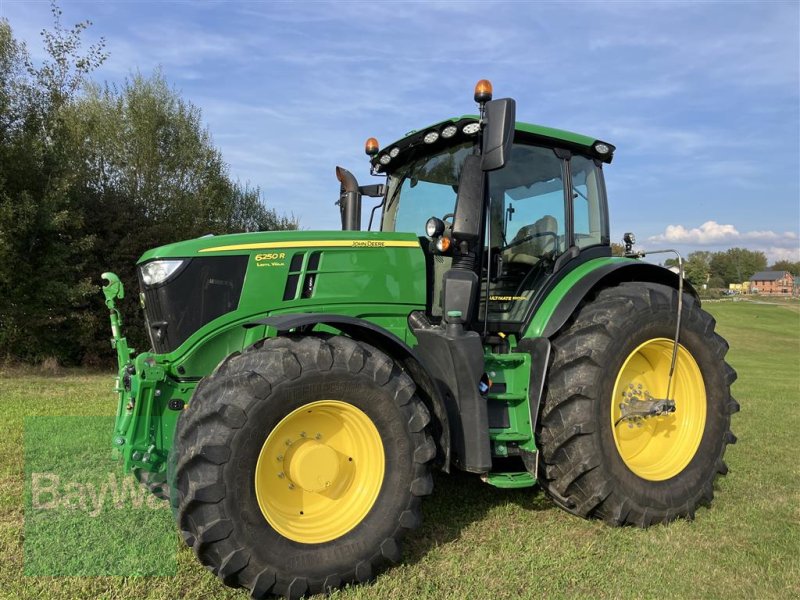 Traktor a típus John Deere 6250 R, Gebrauchtmaschine ekkor: Waldkirchen