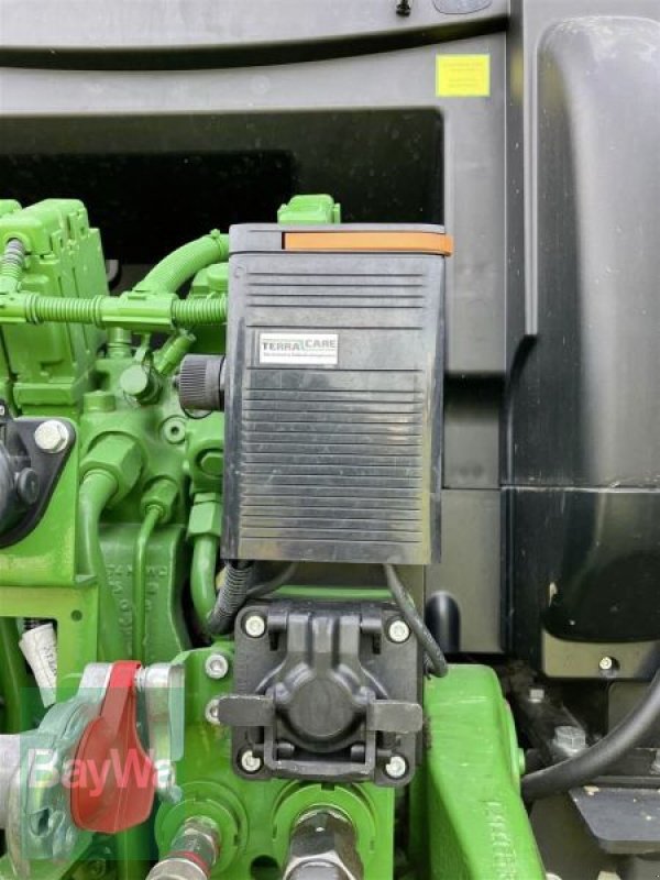 Traktor des Typs John Deere 6250 R, Gebrauchtmaschine in Waldkirchen (Bild 11)