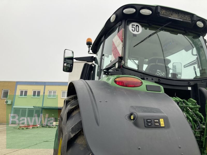 Traktor des Typs John Deere 6250 R, Gebrauchtmaschine in Obertraubling (Bild 12)