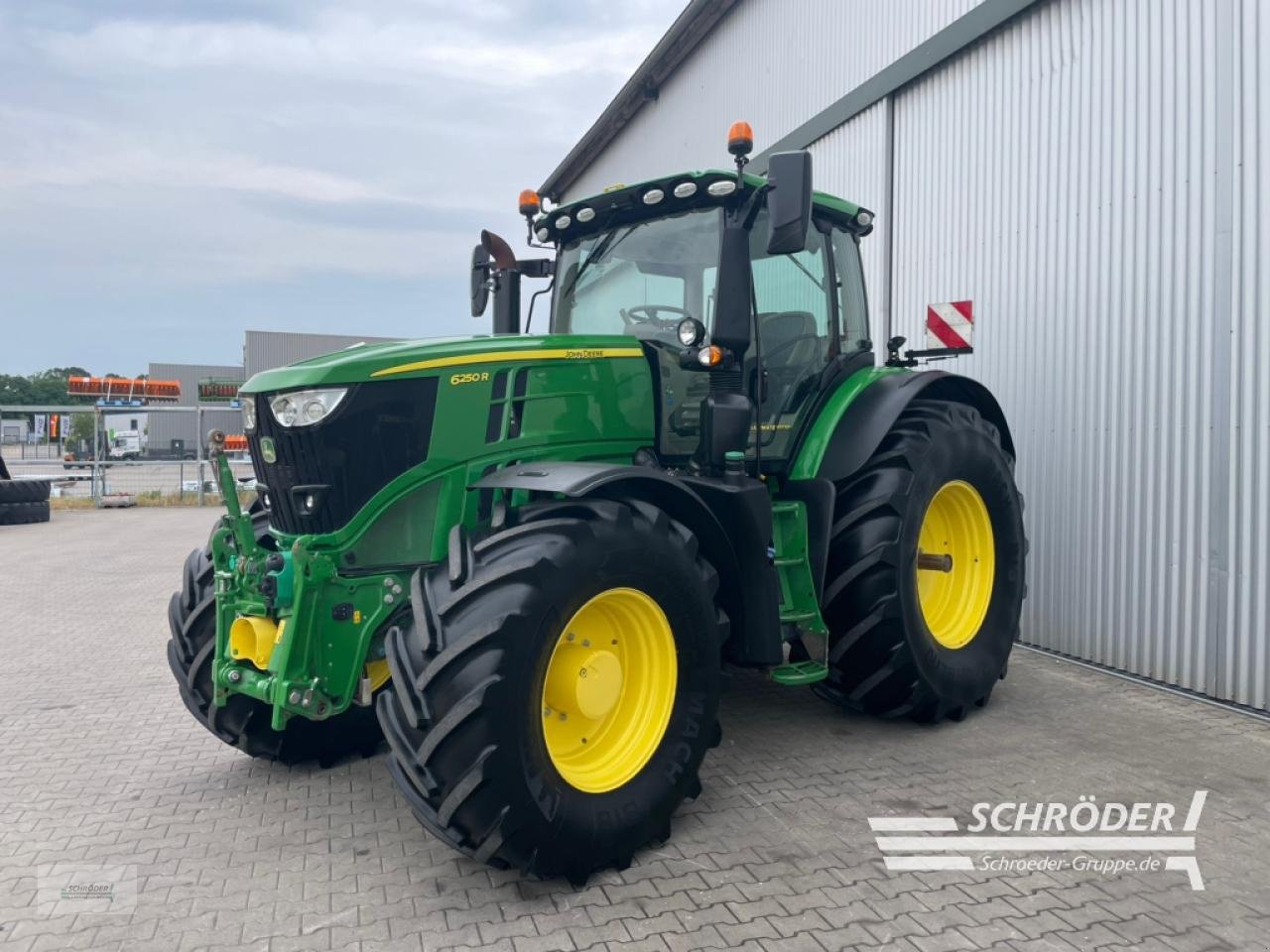 Traktor typu John Deere 6250 R, Gebrauchtmaschine w Wildeshausen (Zdjęcie 5)