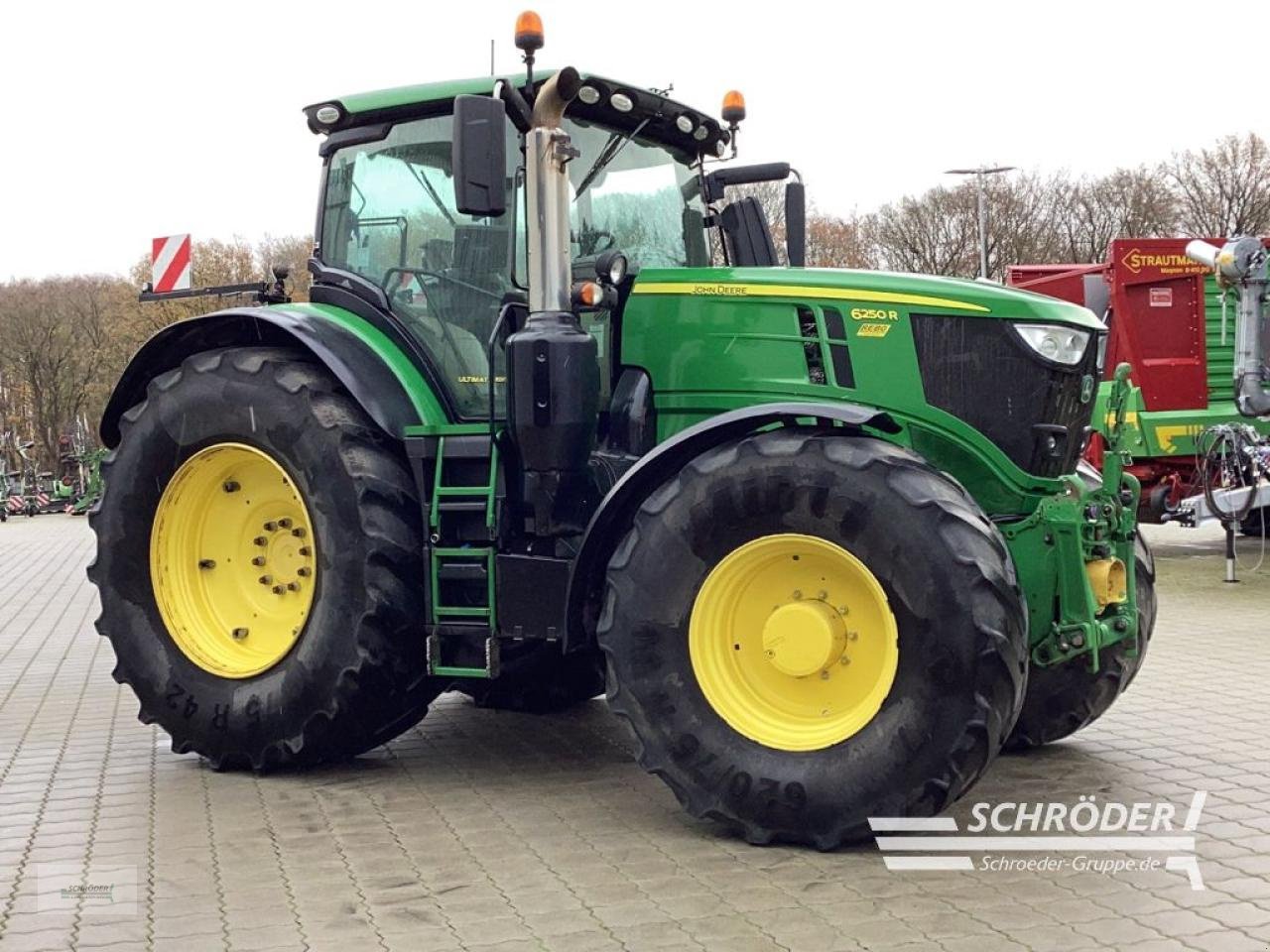 Traktor типа John Deere 6250 R, Gebrauchtmaschine в Wildeshausen (Фотография 3)