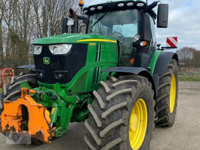 Traktor типа John Deere 6250 R, Gebrauchtmaschine в Pragsdorf