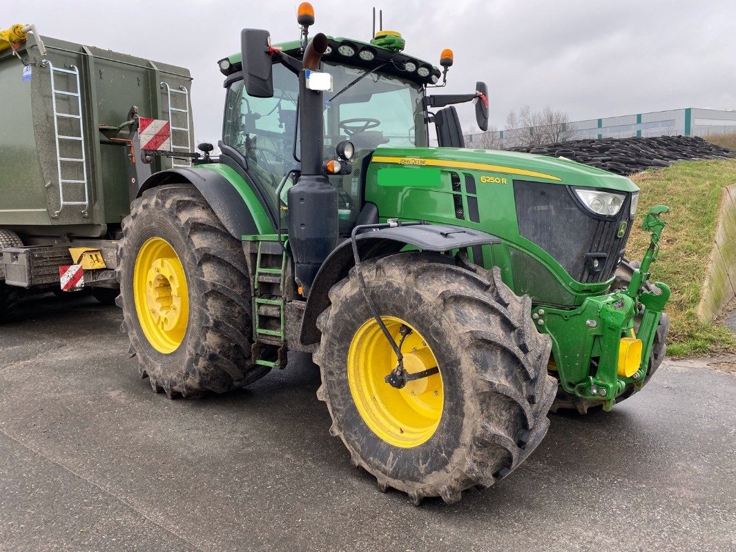 Traktor typu John Deere 6250R*, Gebrauchtmaschine w Sittensen (Zdjęcie 2)