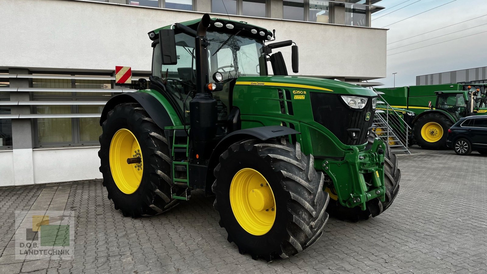 Traktor des Typs John Deere 6250R 6250 R, Gebrauchtmaschine in Regensburg (Bild 4)