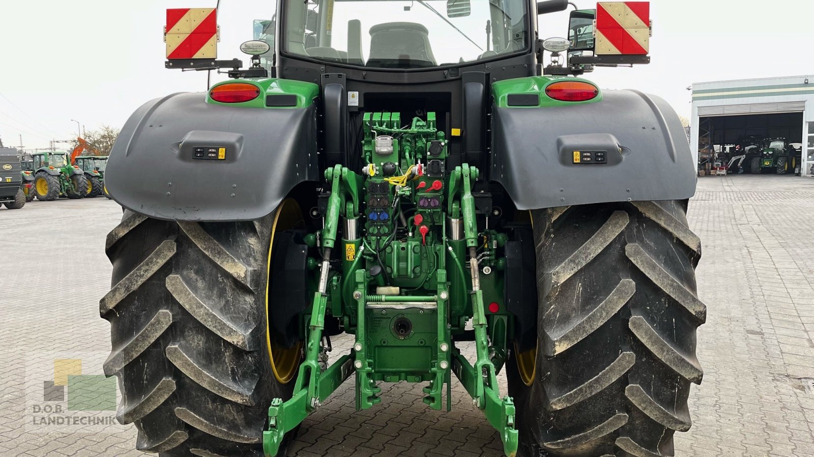 Traktor des Typs John Deere 6250R 6250 R, Gebrauchtmaschine in Regensburg (Bild 11)