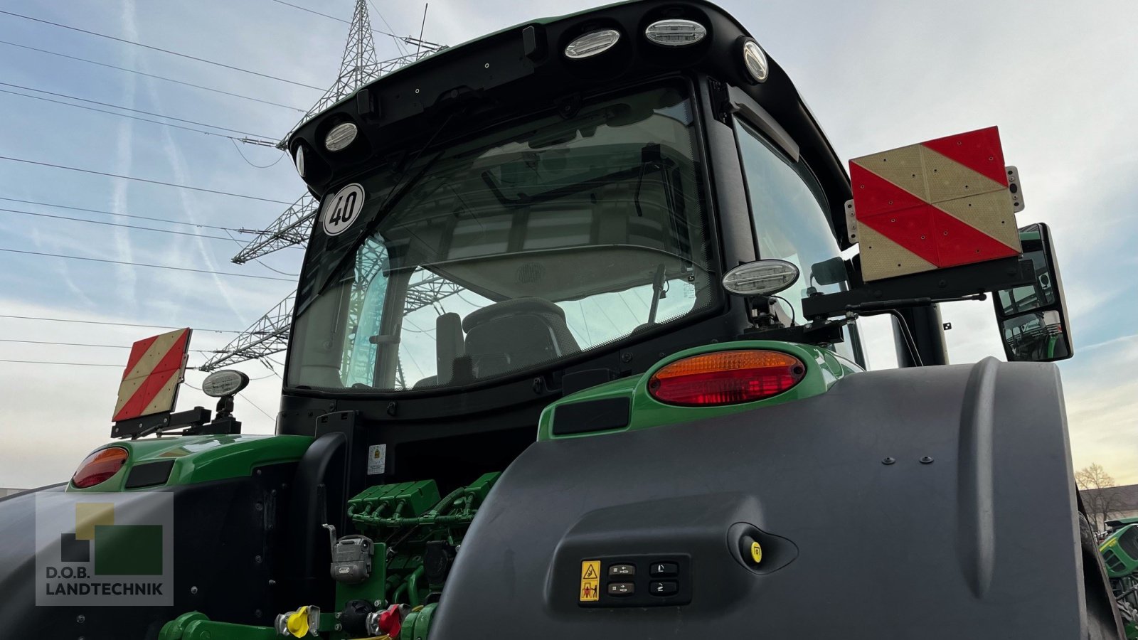 Traktor van het type John Deere 6250R 6250 R, Gebrauchtmaschine in Regensburg (Foto 12)