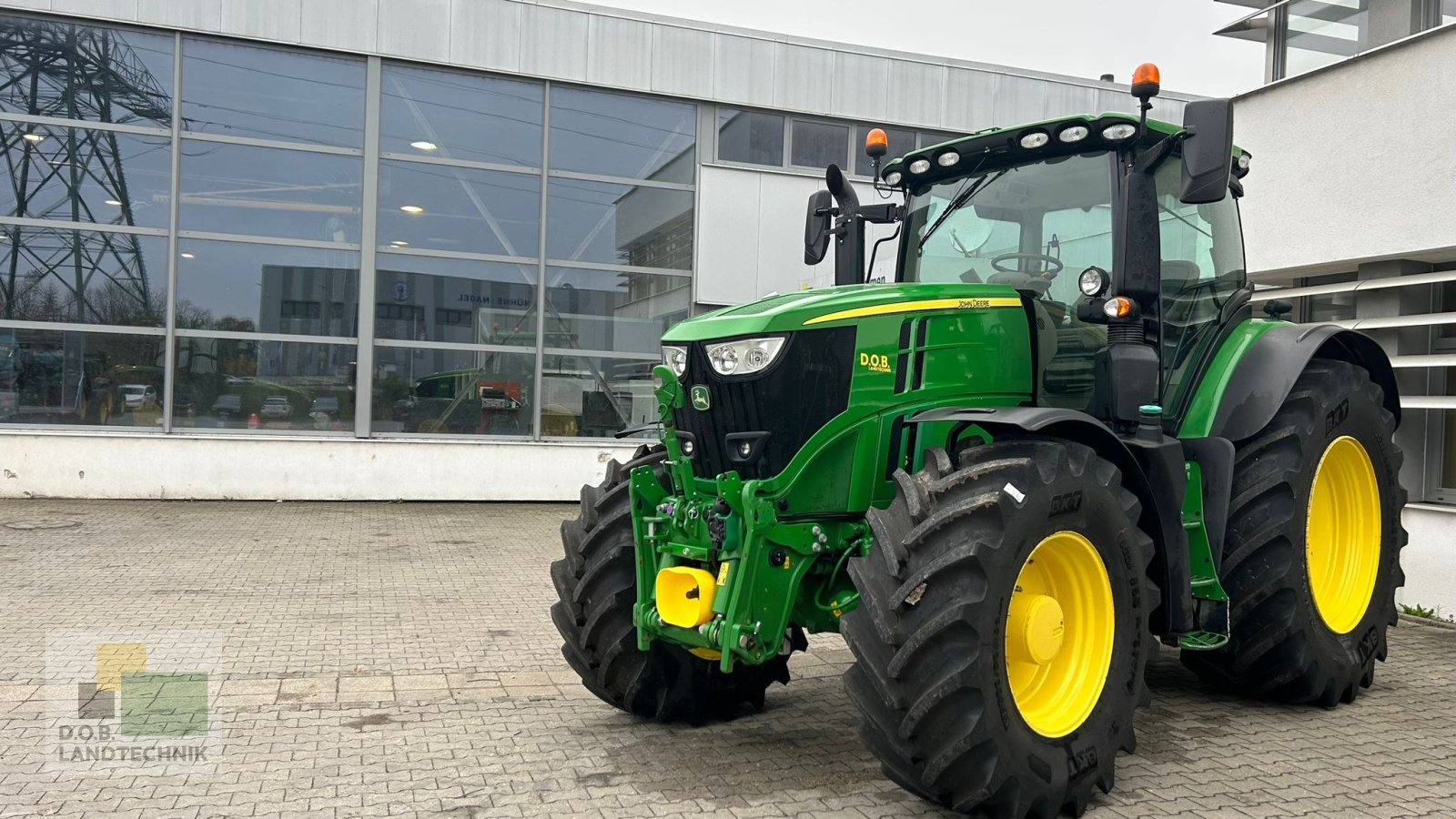 Traktor типа John Deere 6250R 6250 R, Gebrauchtmaschine в Regensburg (Фотография 3)