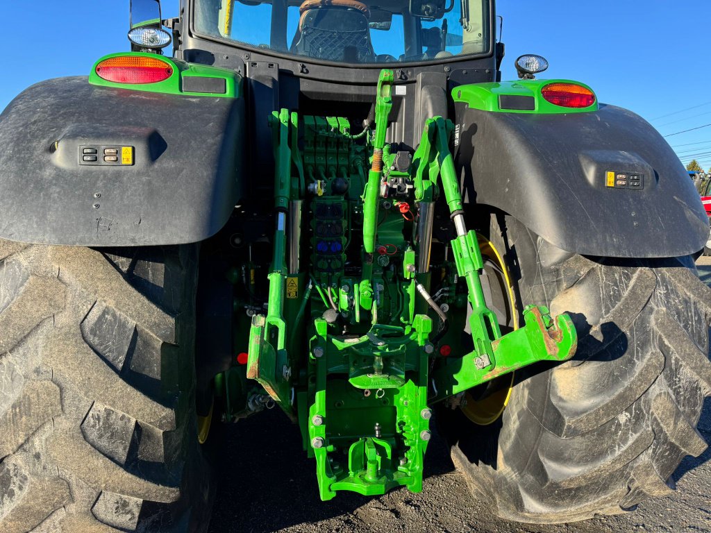 Traktor tip John Deere 6250R COMMANDPRO - GPS, Gebrauchtmaschine in UZERCHE (Poză 8)