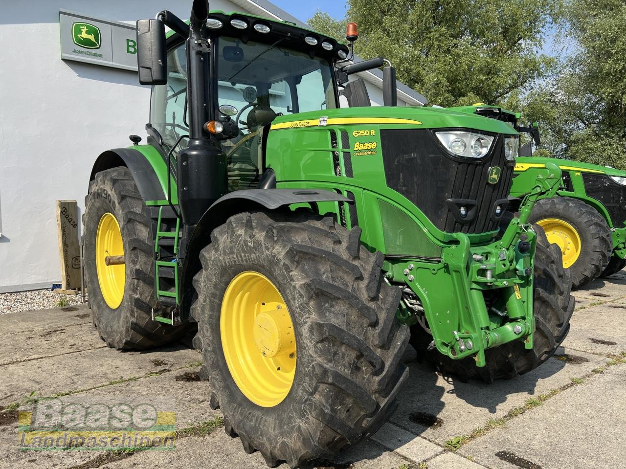 Traktor of the type John Deere 6250R CommandPro, Gebrauchtmaschine in Holthof (Picture 3)