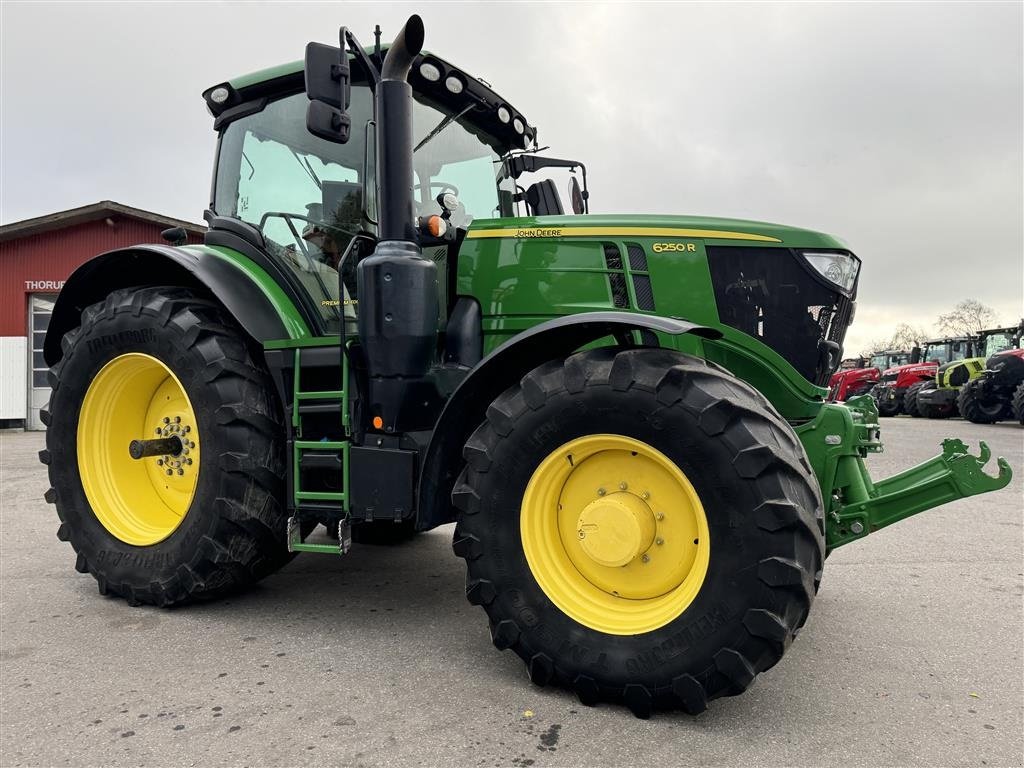 Traktor Türe ait John Deere 6250R KUN 5800 TIMER OG COMMANDPRO!, Gebrauchtmaschine içinde Nørager (resim 8)